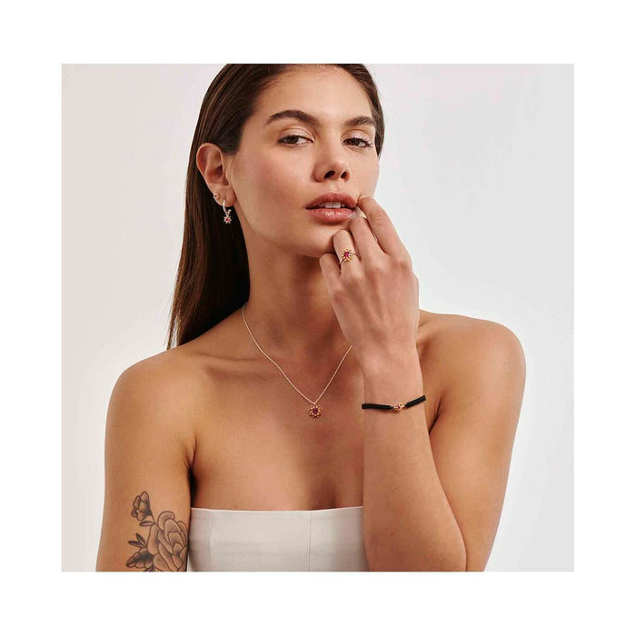 V5HD157A89158D9D81572E5792B0D1506CFR4243656P4